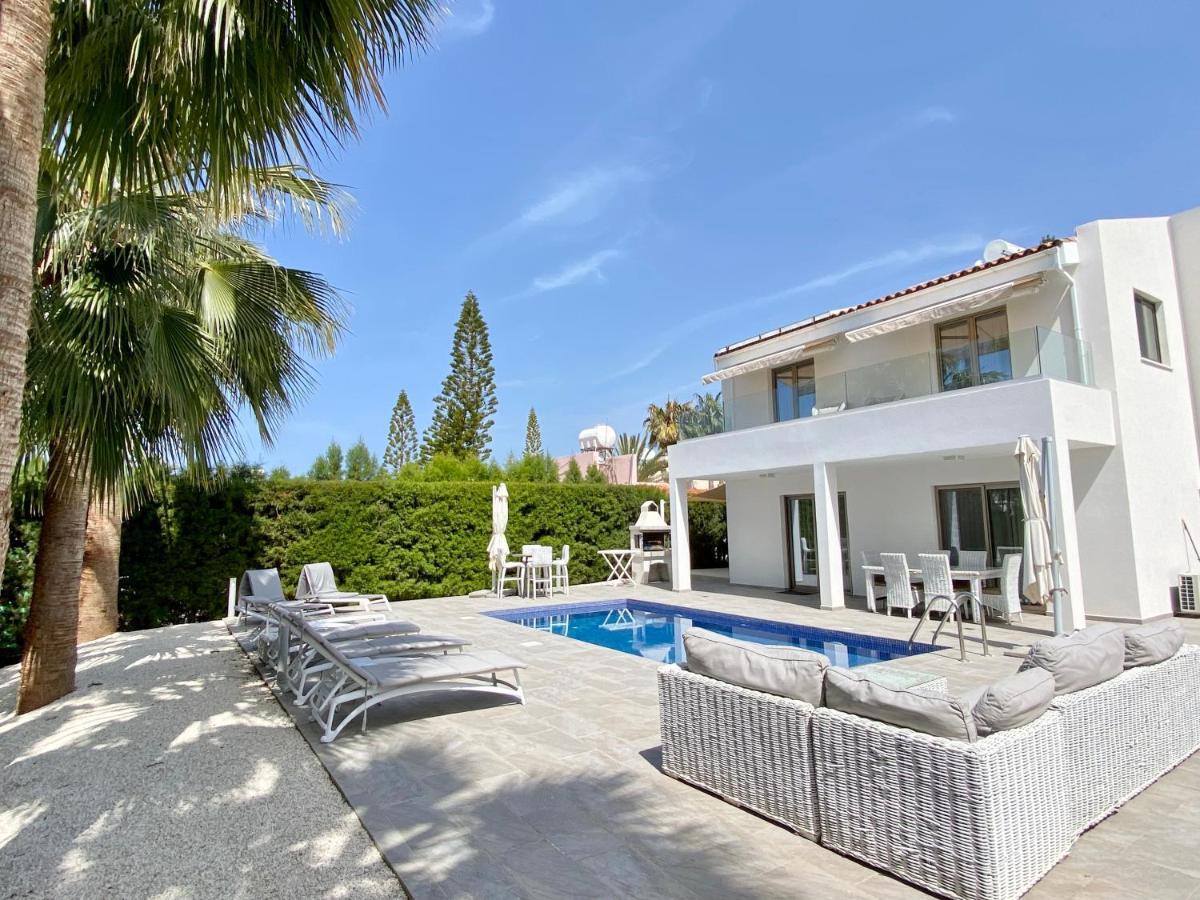 Luxury Villa Roma Near The Beach Mercan Koyu Dış mekan fotoğraf